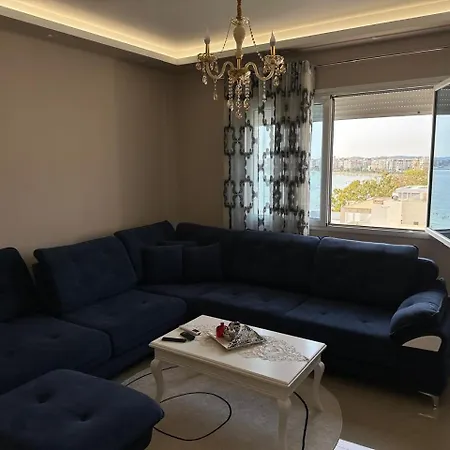 Apartament Cekodhima Jack Lungomare *
